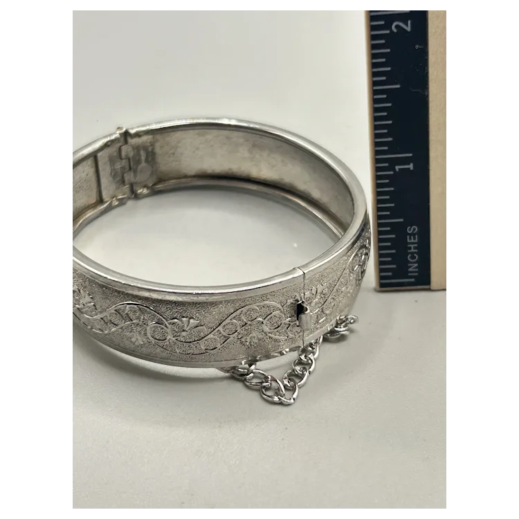 Vintage Ornate Silver Tone Hinged Bangle Bracelet with Safety