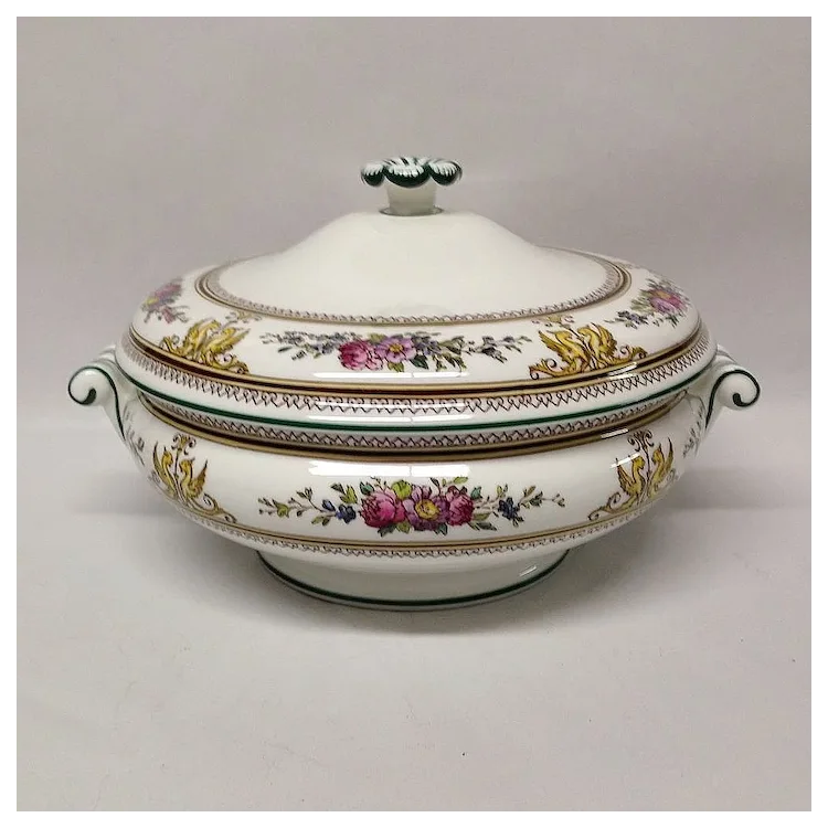 Wedgwood Columbia W595 Round Covered Vegetable. For Sale at Ruby Lane